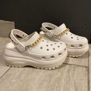 Megacrush platform crocs with Personalized chains